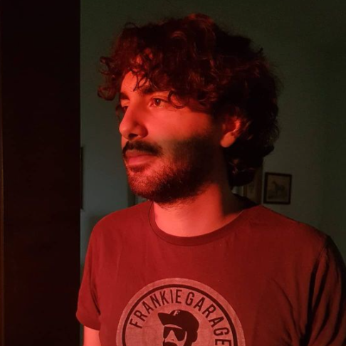 VINCENZO D'ANTUONO - CORSO MUSICA PER FILM (2022)
Ha lavorato al film "Afrodite" di Stefano Lorenzi prodotto da Dakota FIlm Lab